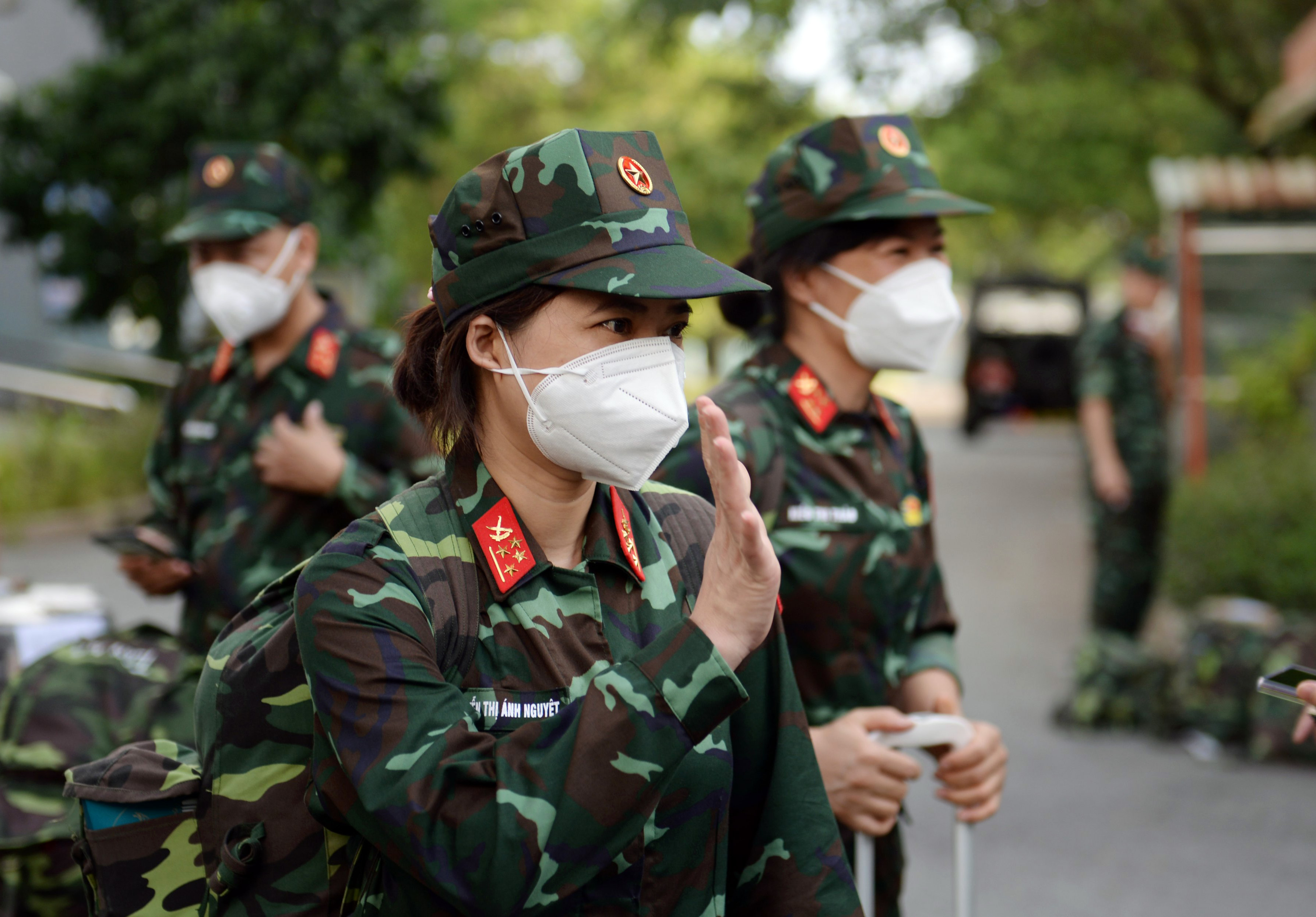 Vào miền Nam lập bệnh viện dã chiến chống dịch