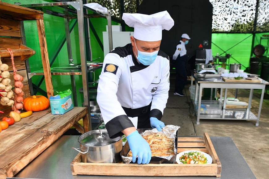 Cuộc thi “Bếp dã chiến” lần đầu tiên tổ chức ở Uzbekistan