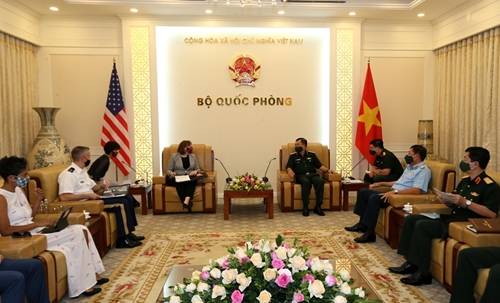 Thượng tướng Hoàng Xuân Chiến tiếp Giám đốc USAID tại Việt Nam