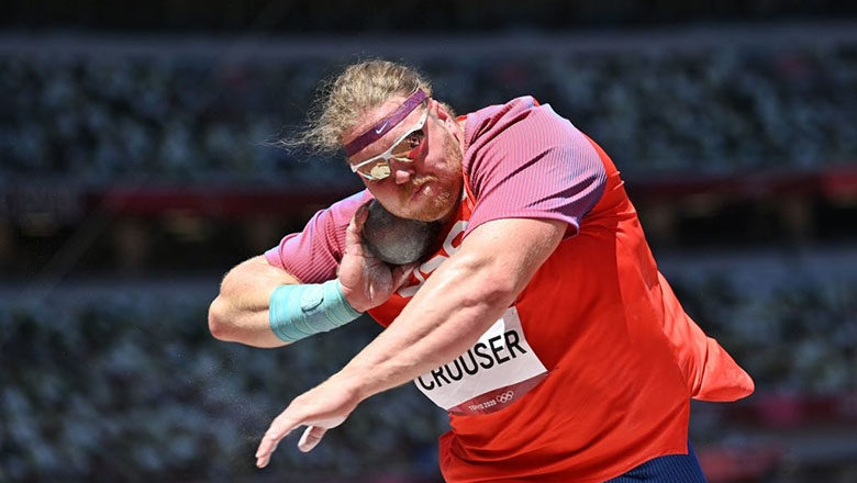 Vận động viên Ryan Crouser lập kỷ lục mới môn đẩy tạ nam