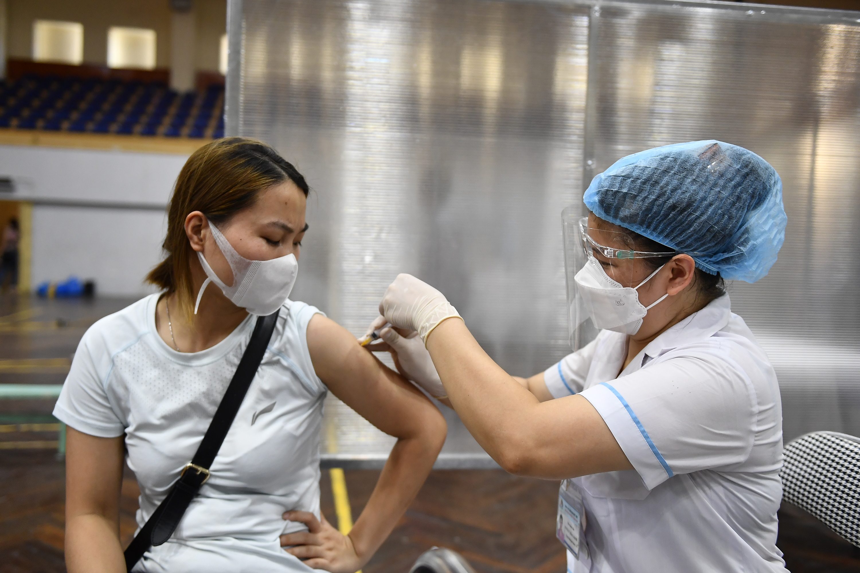 Hãy tiêm bất cứ vaccine nào đã được WHO phê duyệt 