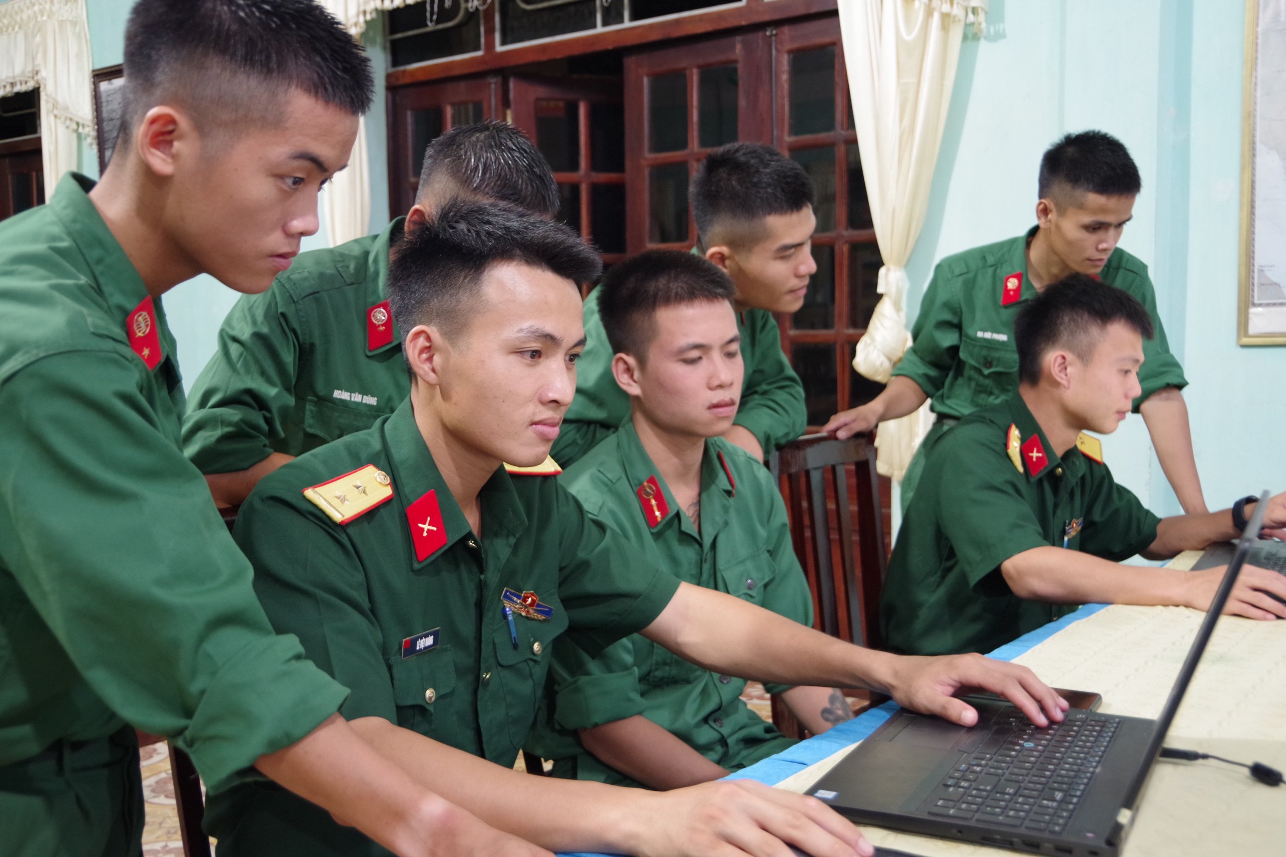 Cán bộ, chiến sĩ Trung đoàn 141 thi tìm hiểu về Đại tướng Võ Nguyên Giáp