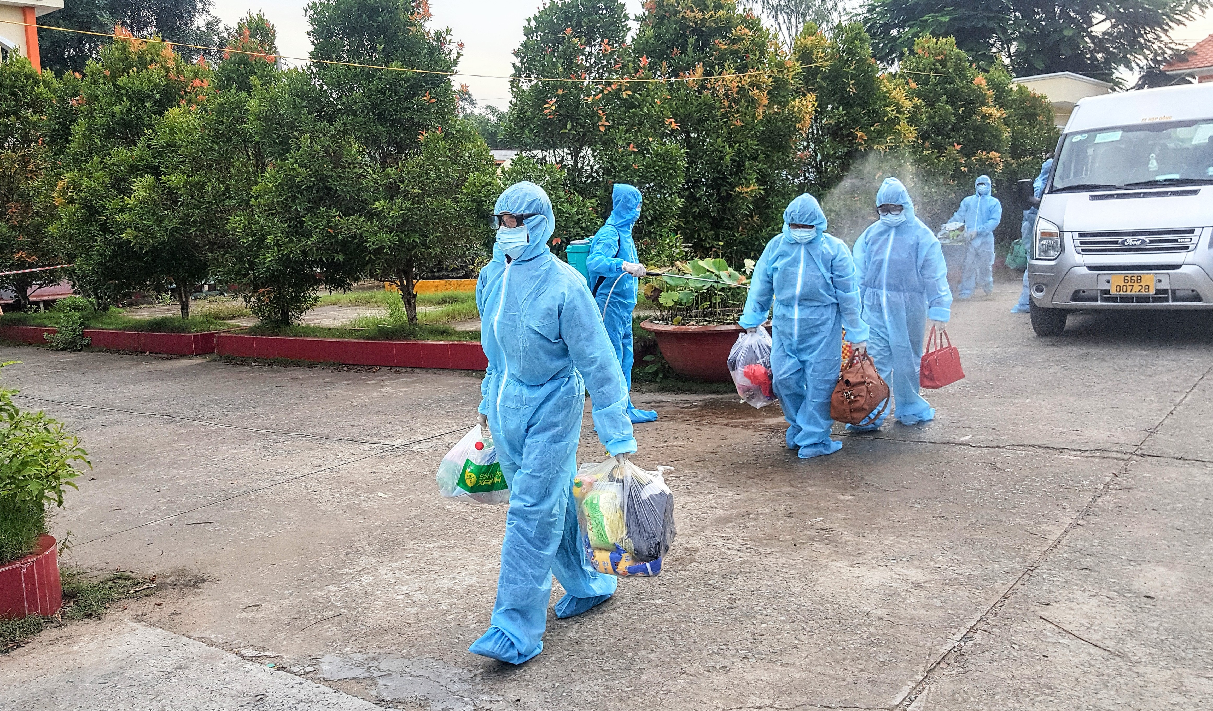 Tận tình giúp dân trong gian khó 

