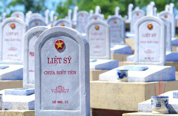 Gia đình tôi vẫn đợi anh về!