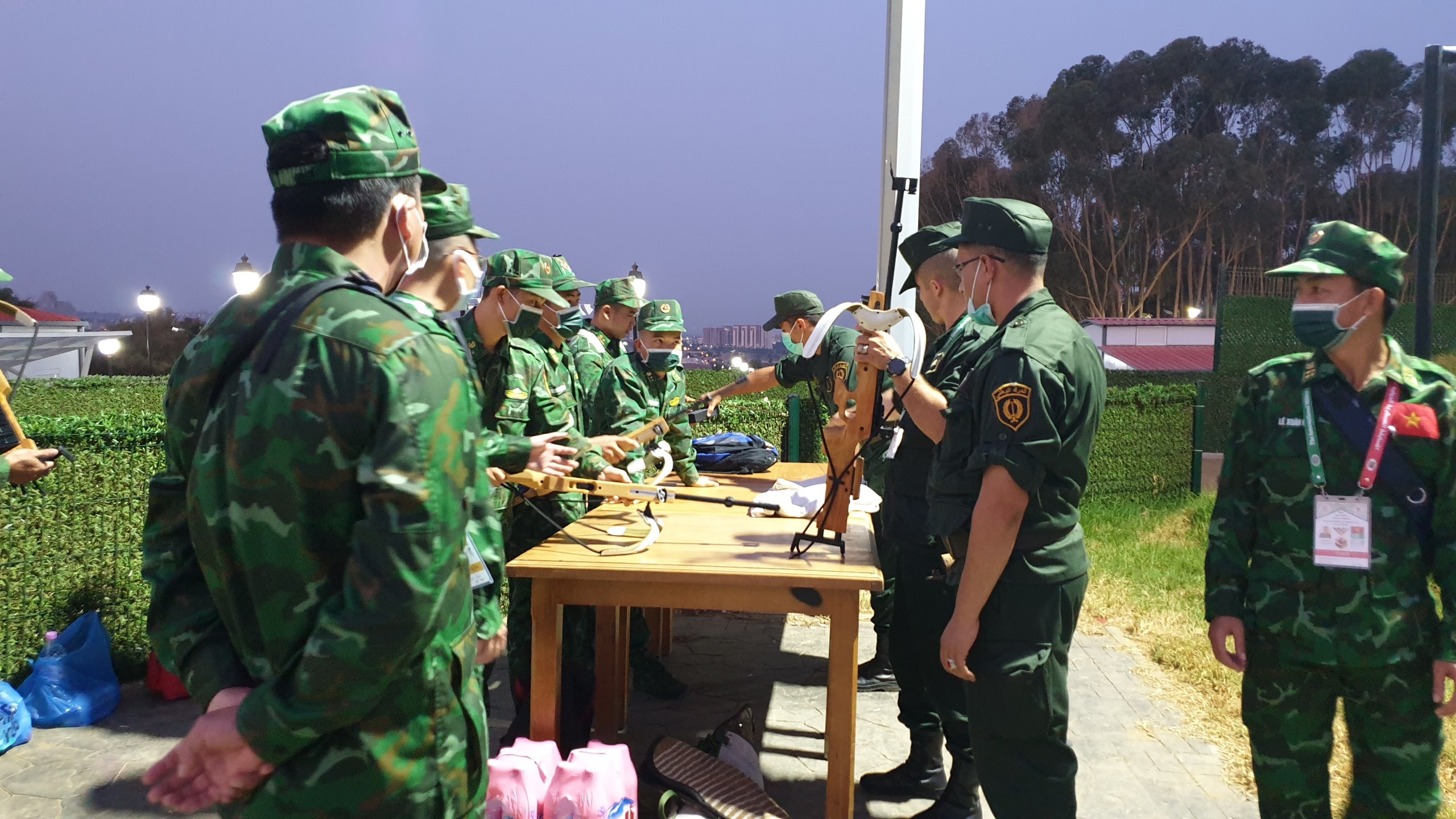 Các đội tuyển QĐND Việt Nam tích cực luyện tập, làm quen thao trường