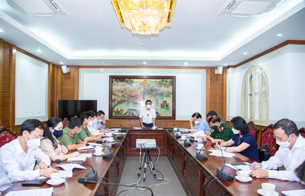 Khán giả chỉ vào sân xem đội tuyển Việt Nam khi dịch Covid-19 được kiểm soát