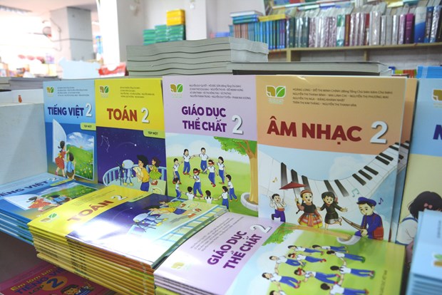 Kiến nghị đưa sách giáo khoa vào danh mục mặt hàng thiết yếu 