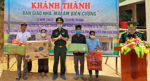 Bộ đội Biên phòng Quảng Trị bàn giao 3 nhà “Mái ấm biên cương” cho hộ nghèo
