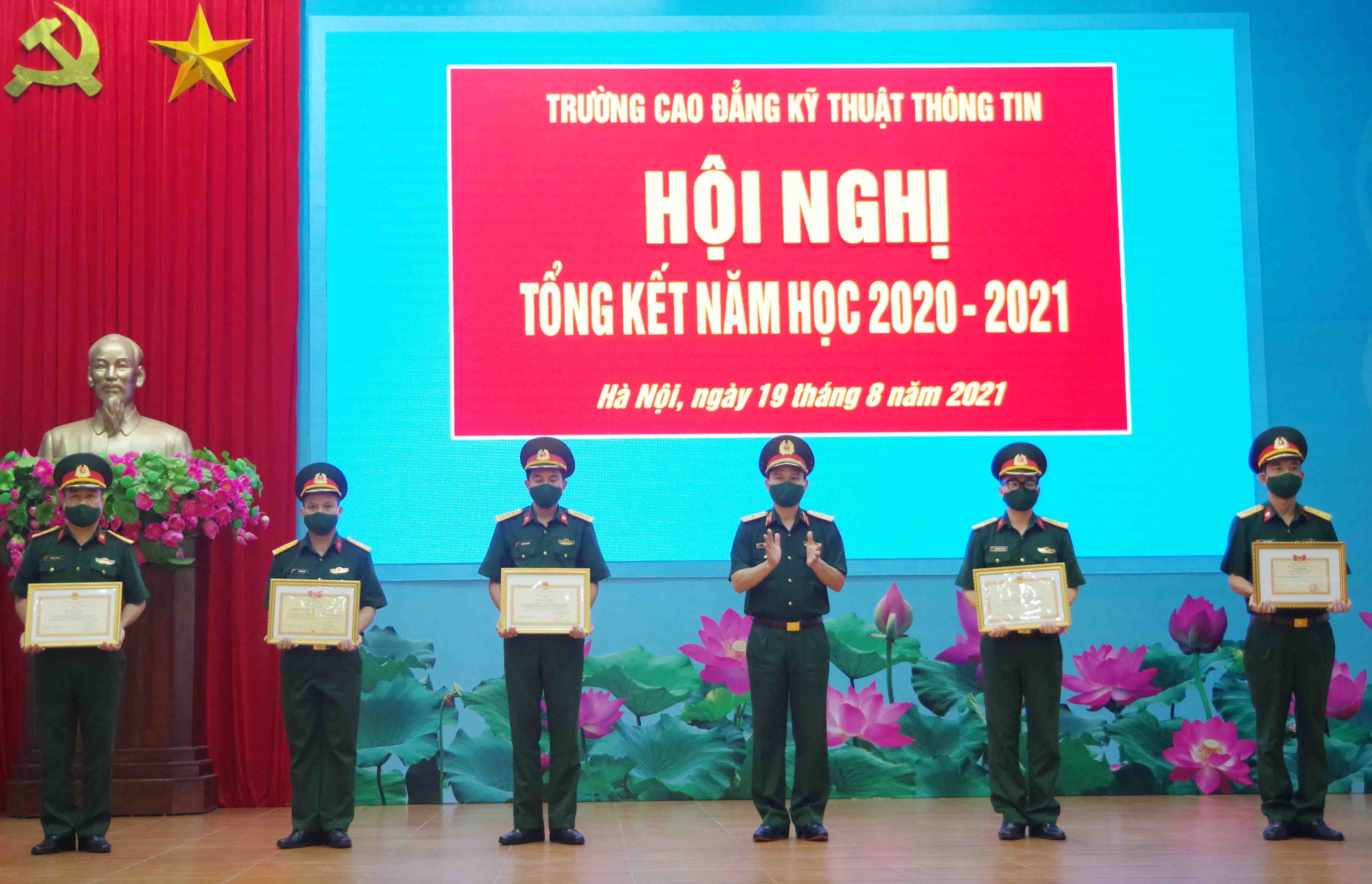 Trường Cao đẳng Kỹ thuật Thông tin tổng kết năm học 2020-2021