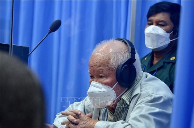 Cựu thủ lĩnh Khmer Đỏ Khieu Samphan trong phiên xét xử của ECCC tại Phnom Penh, Campuchia, ngày 16-8-2021. Ảnh: AFP/ TTXVN
