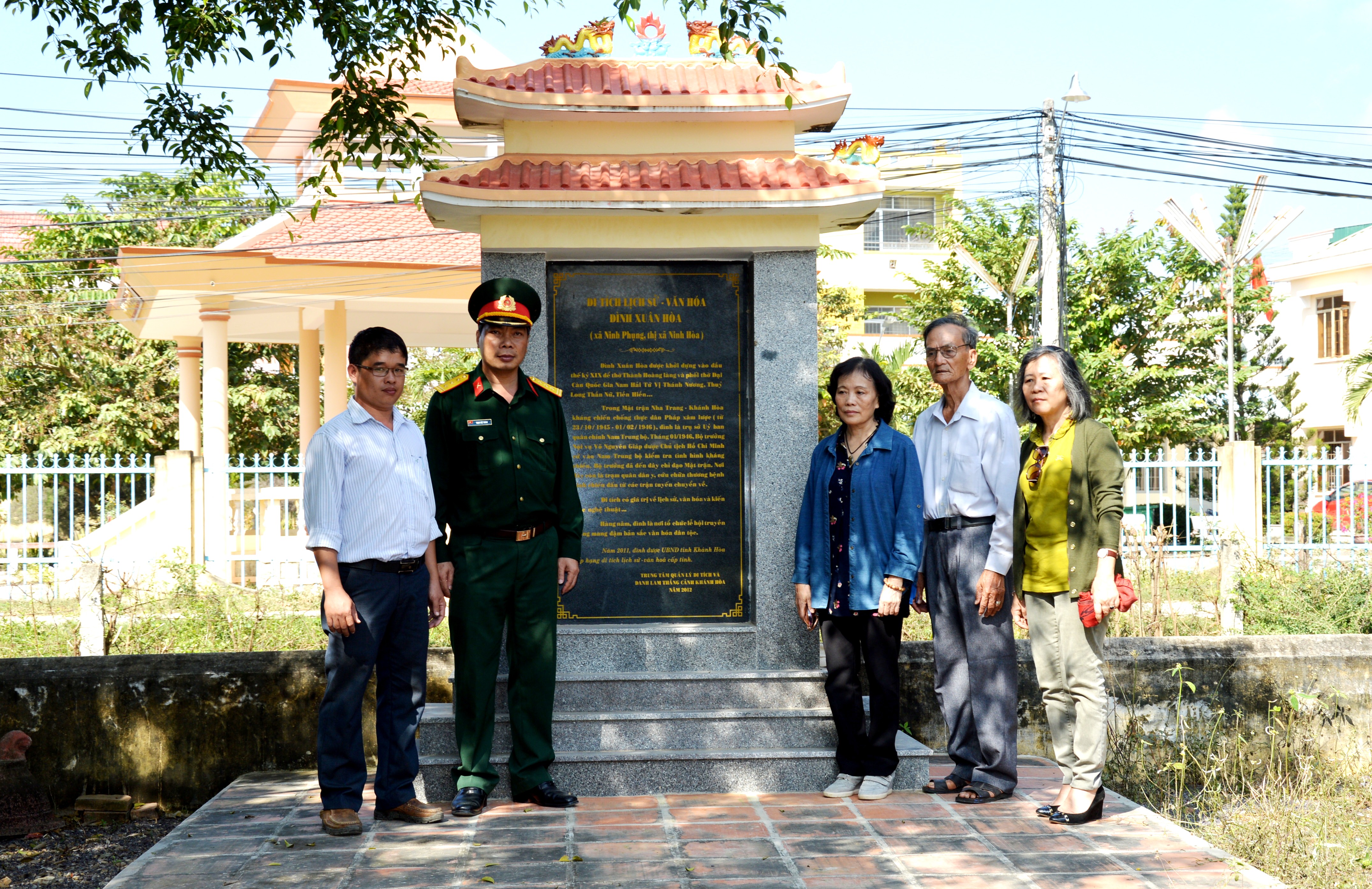 Đại tướng Võ Nguyên Giáp với quân và dân Khánh Hòa 