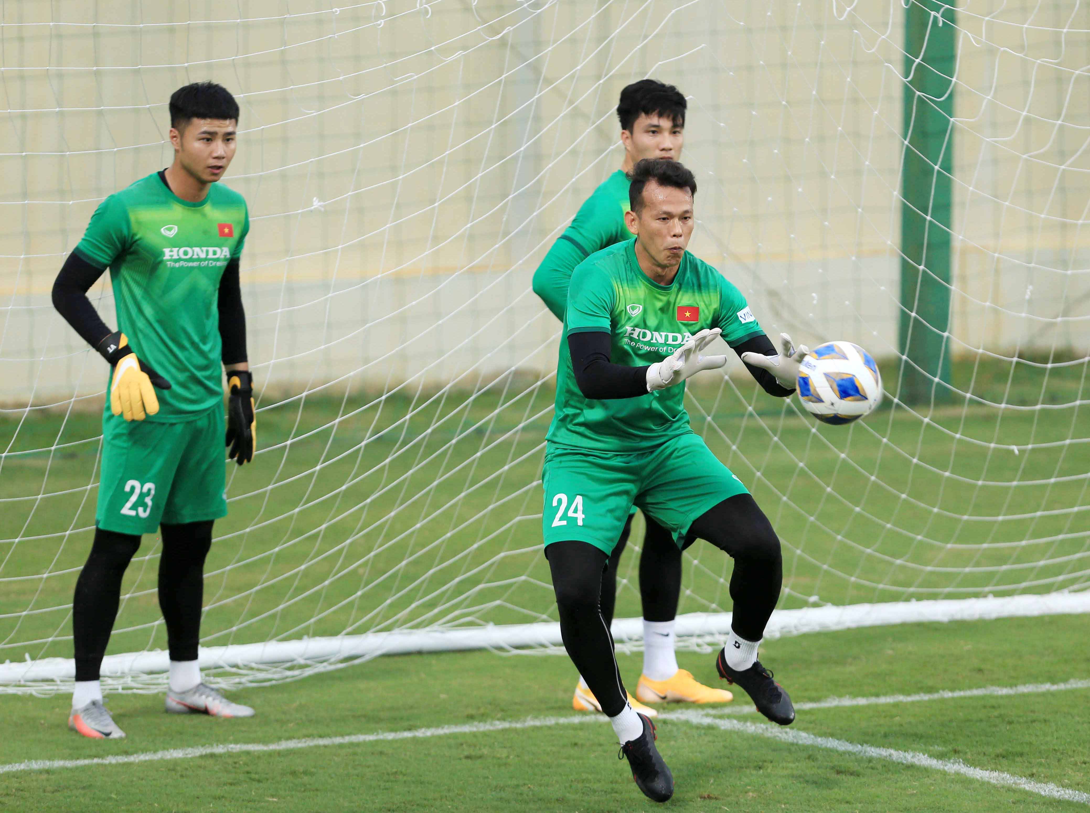 Không có đặc quyền