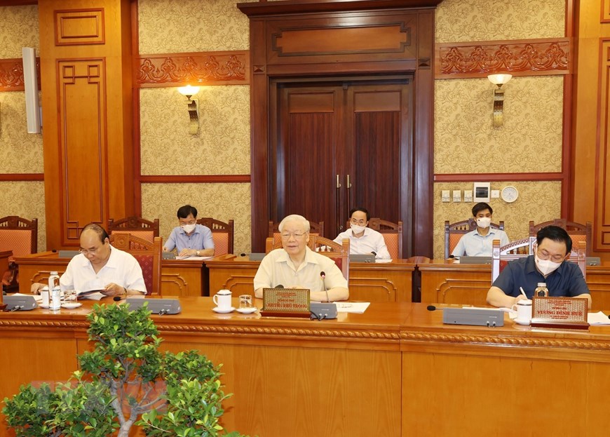 Thông báo kết luận của lãnh đạo chủ chốt về triển khai các biện pháp cấp bách phòng, chống dịch 