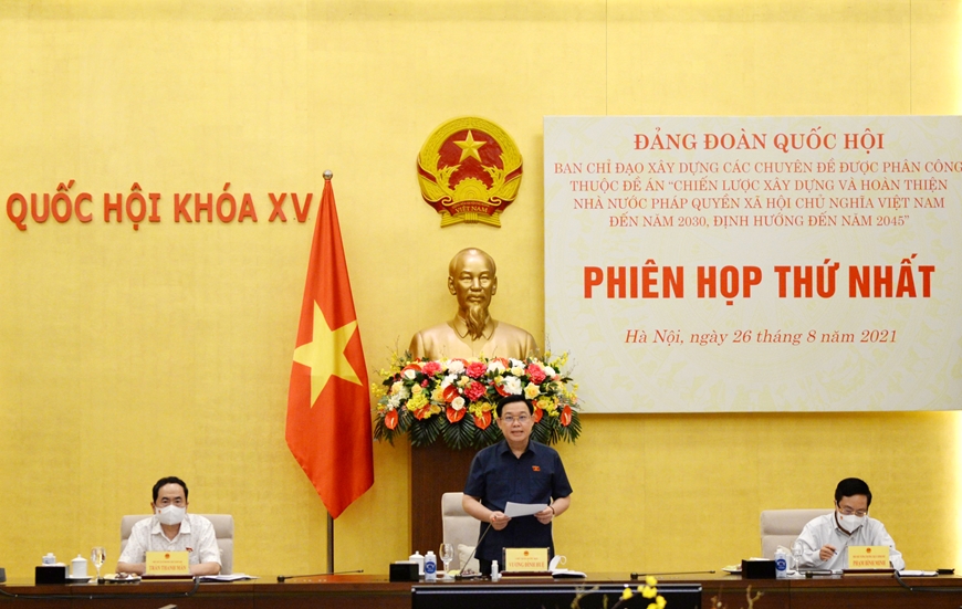 Trung ương sẽ xem xét ban hành Chiến lược xây dựng và hoàn thiện Nhà nước pháp quyền xã hội chủ nghĩa