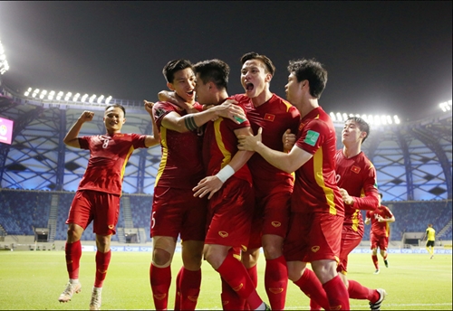 Không thể xem nhẹ đội tuyển bóng đá Việt Nam