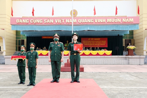 Trường Sĩ quan Lục quân 1 tổ chức lễ tốt nghiệp ra trường cho học viên các khóa đào tạo