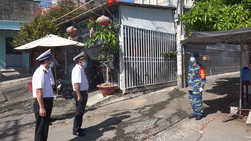 Lãnh đạo Học viện Hải quân thăm, động viên lực lượng tham gia phòng, chống dịch Covid-19 Lãnh đạo Học viện Hải quân thăm, động viên lực lượng tham gia phòng, chống dịch Covid-19