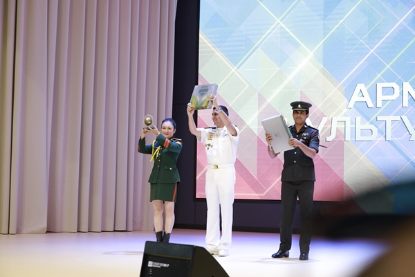 “Đội quân văn hóa” Việt Nam đoạt hai cúp và 6 giải thưởng 

