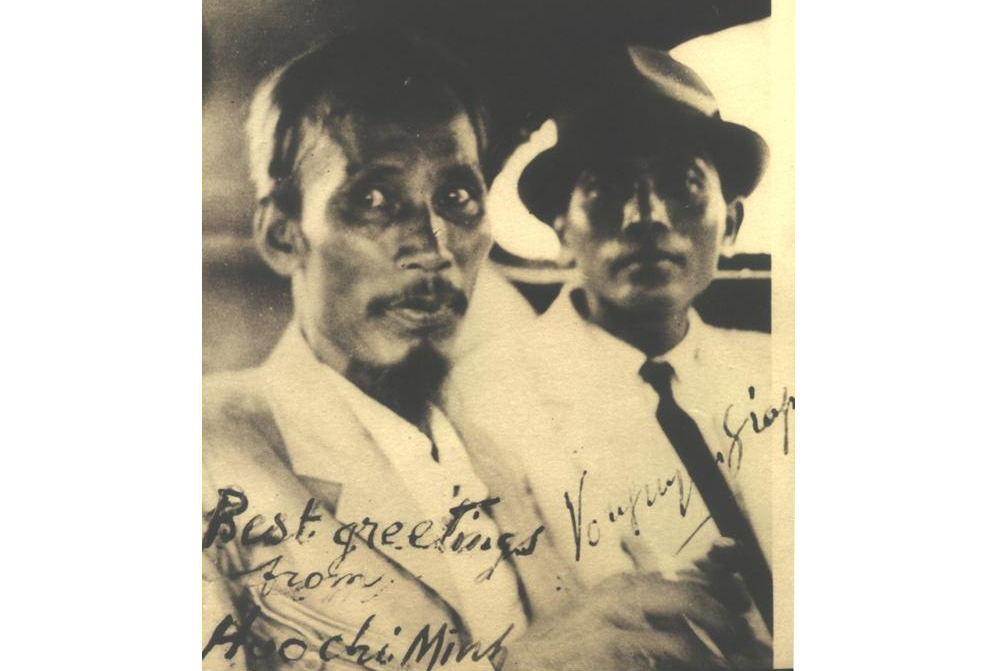 Bác Hồ và Đại tướng Võ Nguyên Giáp trong ngày Độc lập