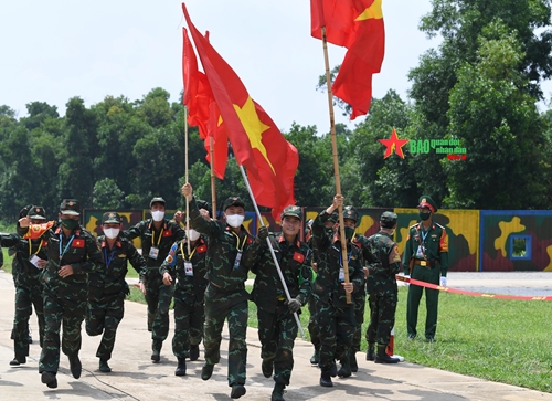 Đội tuyển Việt Nam giành chiến thắng chung cuộc nội dung “Xạ thủ bắn tỉa”