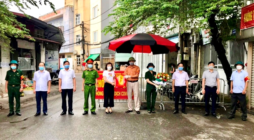 Hai “then chốt” trong phòng, chống dịch ở tổ dân phố 11