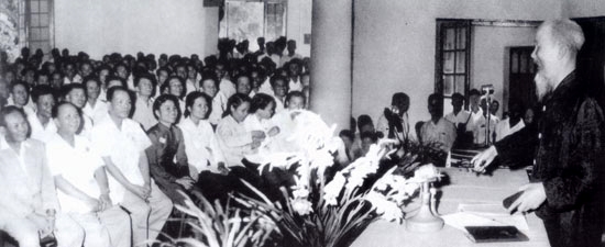 Ngày này năm xưa (ngày 8-9-1945): Bác Hồ căn dặn: Tiếng nói là thứ của cải vô cùng lâu đời và vô cùng quý báu của dân tộc