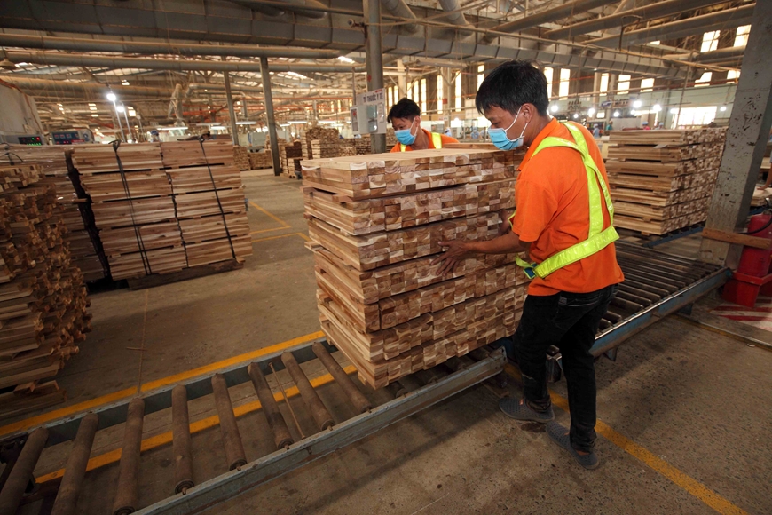 50% doanh nghiệp đồ gỗ phải đóng cửa, giảm sản xuất do Covid-19