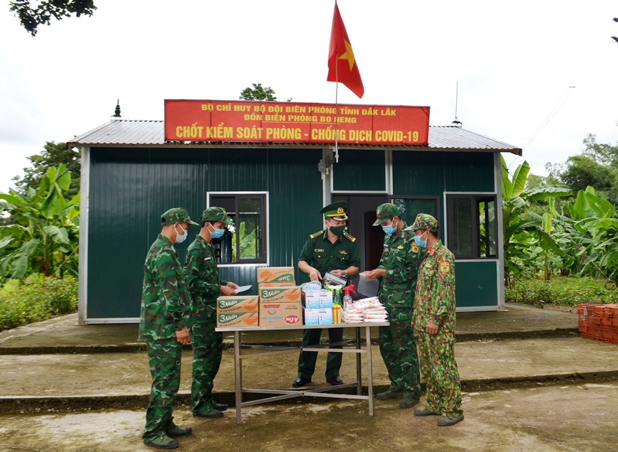 Các đơn vị, địa phương hỗ trợ người dân phòng, chống dịch Covid-19