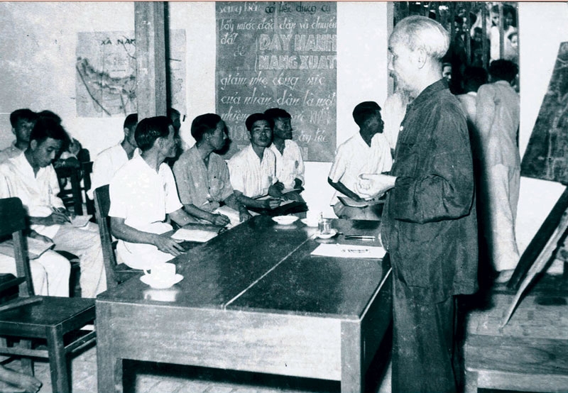 14-9-1959: Bác Hồ căn dặn: “Tổ quốc, đất, nước và nhân dân”