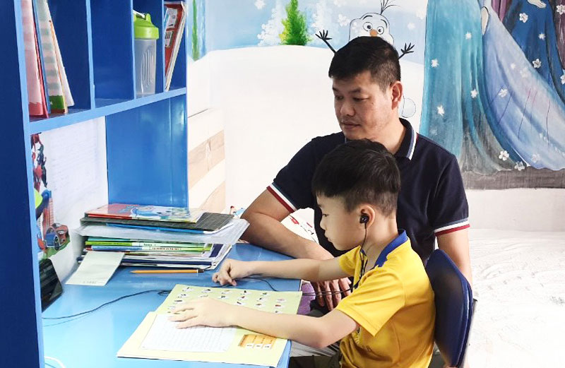 Còn khoảng 1,5 triệu học sinh thiếu thiết bị học trực tuyến