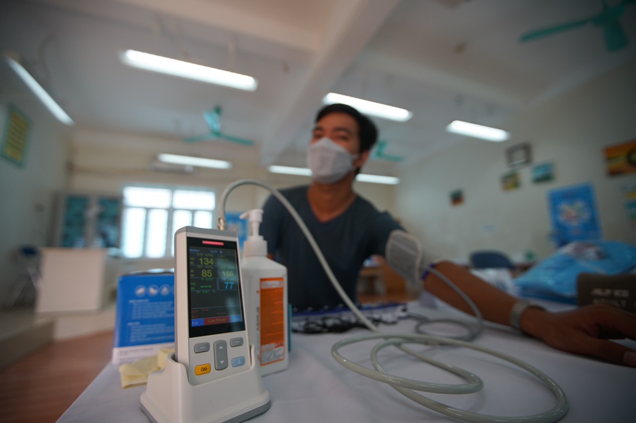 Mô hình trạm y tế lưu động hỗ trợ hiệu quả công tác chống dịch tại Hà Nội

