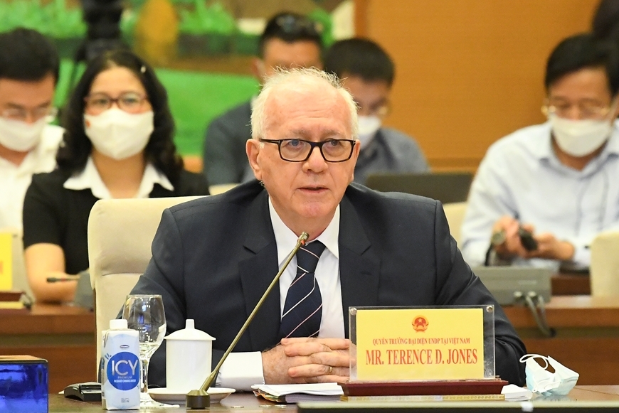 Chuyên gia kinh tế hiến kế để Việt Nam đạt “mục tiêu kép”