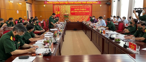 Thường vụ Đảng ủy Quân khu 5 làm việc với Tỉnh ủy Đắk Lắk về nhiệm vụ quốc phòng 