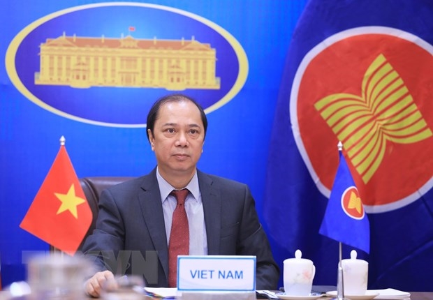 Thứ trưởng Bộ Ngoại giao Nguyễn Quốc Dũng, Trưởng SOM ASEAN của Việt Nam, đã dẫn đầu đoàn Việt Nam tham dự cuộc họp này, cùng đại diện các bộ, ngành liên quan. Ảnh: TTXVN