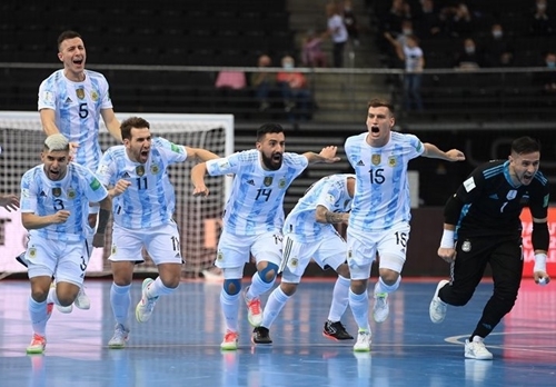 Argentina - Bồ Đào Nha, 0 giờ ngày 4-10: Quyết bảo vệ ngôi vương