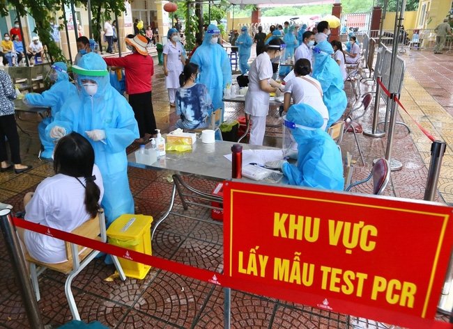 Bản tin Covid-19 sáng 4-10: Số bệnh nhân F0 khỏi bệnh tăng cao; số ca mắc tại TP Hồ Chí Minh, Bình Dương tiếp tục giảm