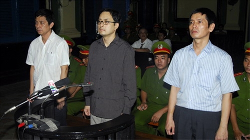 Không thể đổi “đen thành trắng” với Trần Huỳnh Duy Thức và Phạm Đoan Trang

