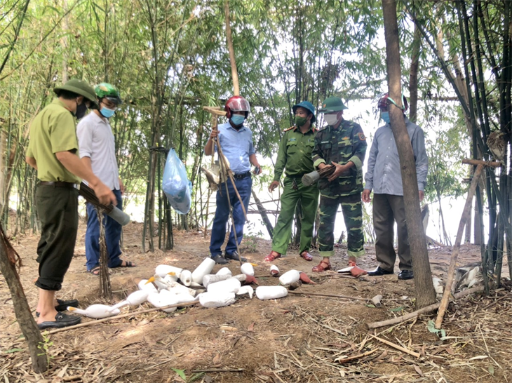 Chung tay ngăn chặn nạn săn bắt chim trời