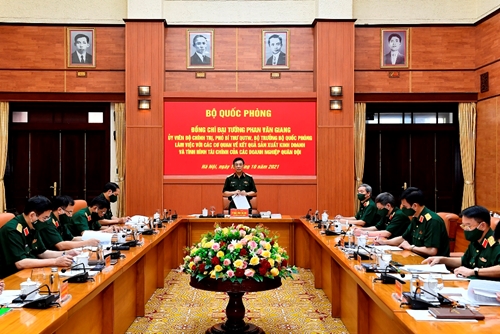 Đại tướng Phan Văn Giang làm việc về kết quả sản xuất kinh doanh của các doanh nghiệp quân đội