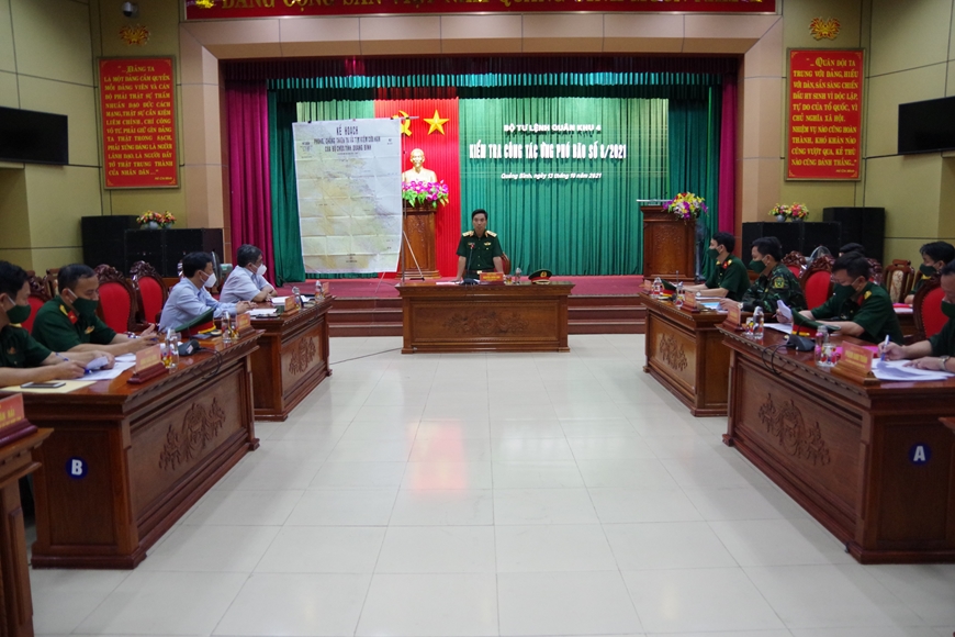 Đoàn công tác Quân khu 4 kiểm tra công tác phòng, chống bão số 8 tại Quảng Bình