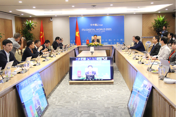 Chuyển đổi số không chỉ là chuyển đổi công nghệ mà là chuyển đổi tư duy