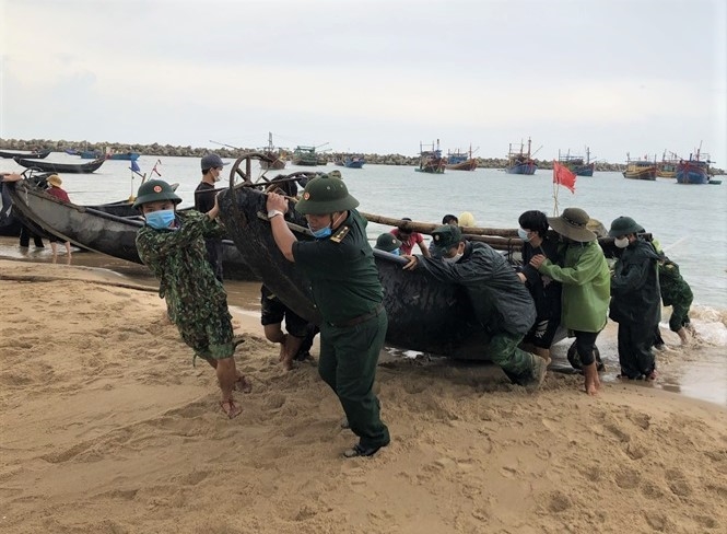 Sẵn sàng ứng phó với bão số 8 và mưa lũ sau bão