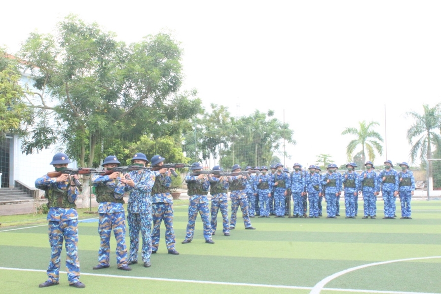 "Bệ phóng" của tiểu đội trưởng bộ binh "Bệ phóng" của tiểu đội trưởng bộ binh