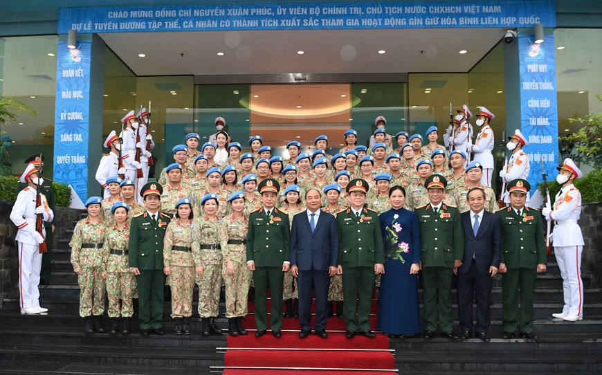 Tuyên dương các tập thể và cá nhân có thành tích xuất sắc trong tham gia hoạt động Gìn giữ hòa bình Liên hợp quốc