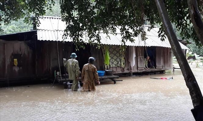 Hơn 1.300 ngôi nhà bị ngập, 2 người mất tích do mưa lũ ở Quảng Bình