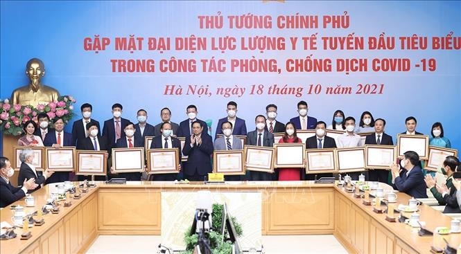 Thủ tướng Phạm Minh Chính: Đảng, Nhà nước và nhân dân đánh giá cao đội ngũ y, bác sĩ, nhân viên y tế