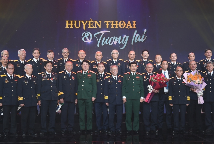 Giao lưu nghệ thuật kỷ niệm 60 năm Ngày mở Đường Hồ Chí Minh trên biển: Khúc tráng ca con đường huyền thoại, nối mạch tương lai
