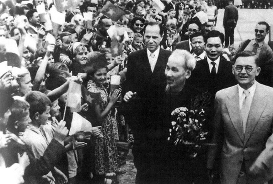 Ngày này năm xưa: 22-10-1963: Vì sao Bác Hồ nói Việt Nam là cầu nối đoàn kết quốc tế?