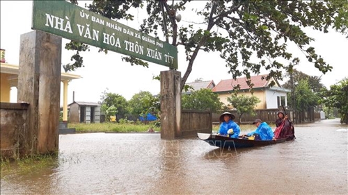 Mưa to gây ngập lụt trên diện rộng ở Thừa Thiên Huế