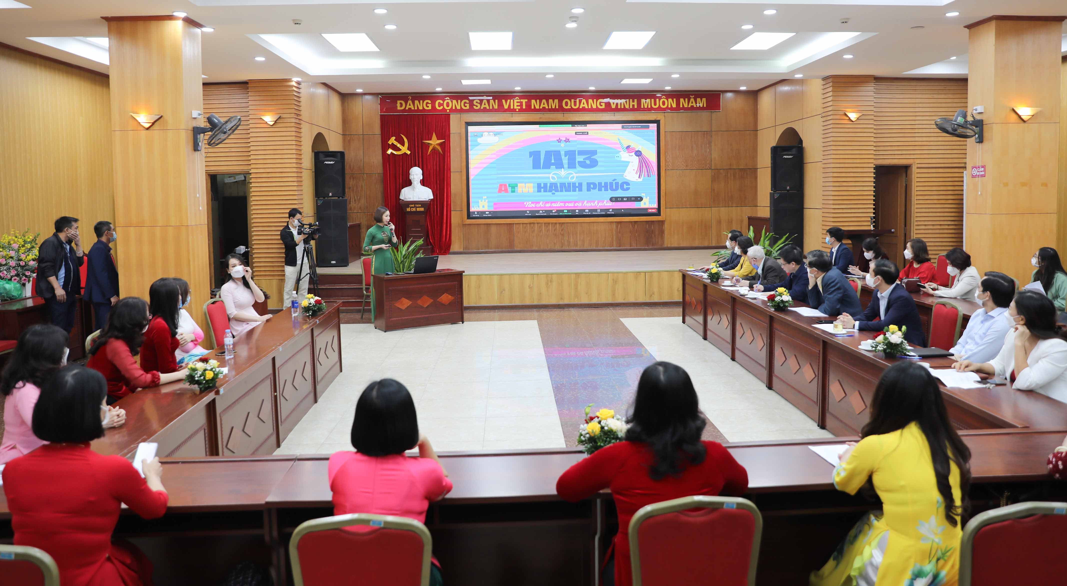 Xét duyệt “Nhà giáo Hà Nội tâm huyết, sáng tạo” năm học 2020-2021